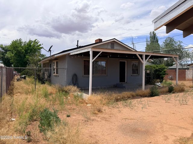 1120 N Kinsley Avenue, Winslow, AZ 86047