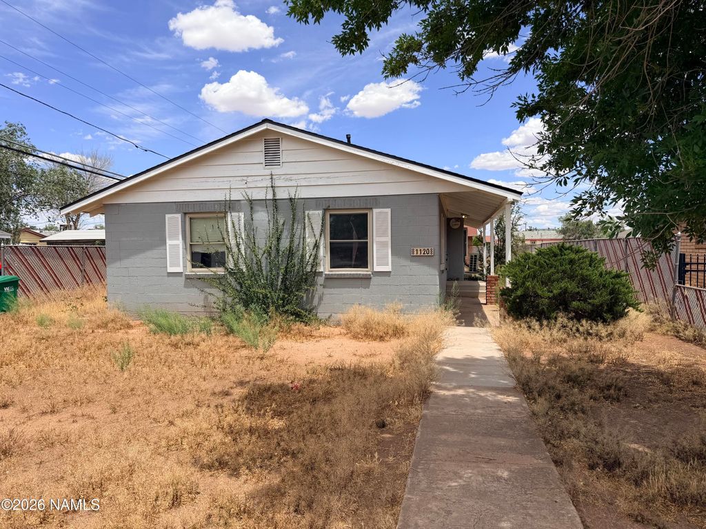 1120 N Kinsley Avenue, Winslow, AZ 86047