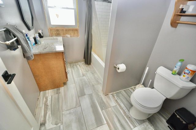 12001 W Donges Bay ROAD, Mequon, WI 53097