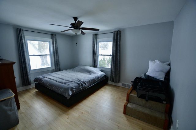 12001 W Donges Bay ROAD, Mequon, WI 53097