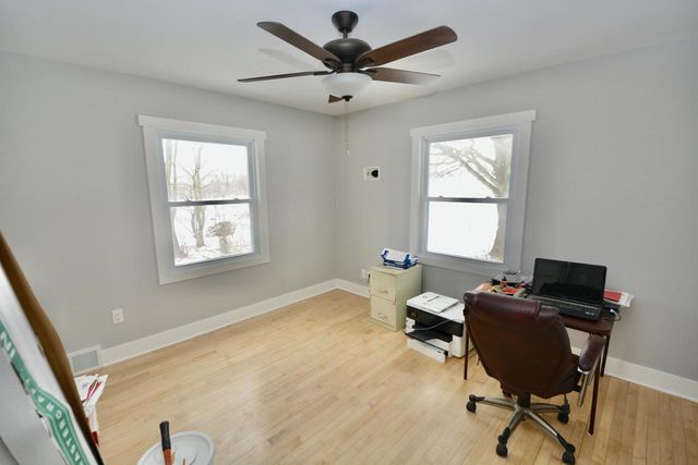 12001 W Donges Bay ROAD, Mequon, WI 53097