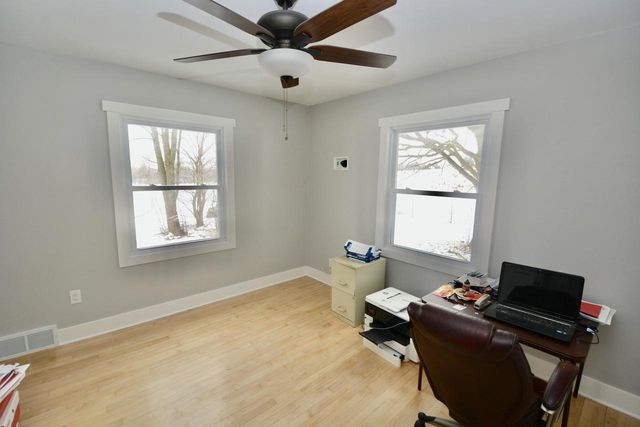 12001 W Donges Bay ROAD, Mequon, WI 53097