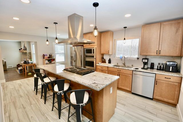 12001 W Donges Bay ROAD, Mequon, WI 53097