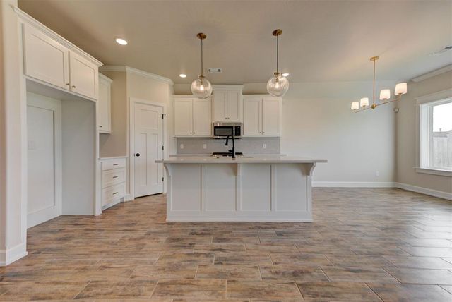 4825 Desert Willow Lane, Edmond, OK 73034