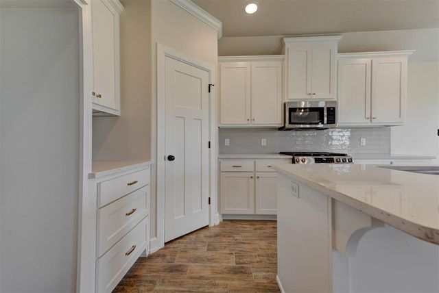 4825 Desert Willow Lane, Edmond, OK 73034