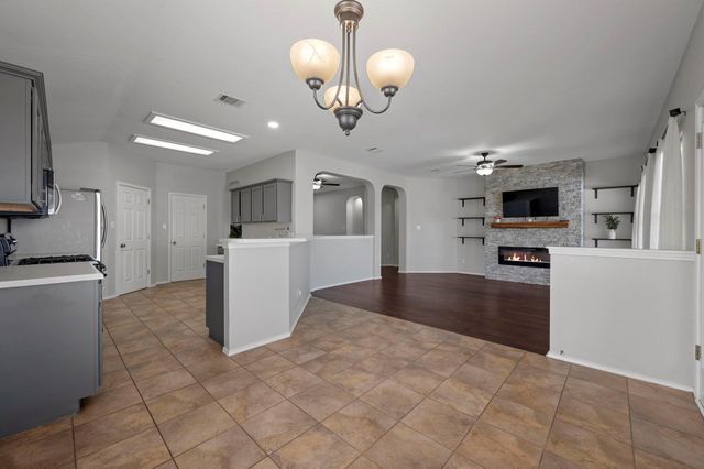 1500 Lochaline LOOP, Pflugerville, TX 78660