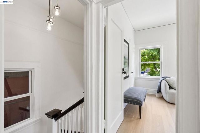 2607 Alcatraz Ave, Berkeley, CA 94705