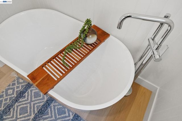 2607 Alcatraz Ave, Berkeley, CA 94705