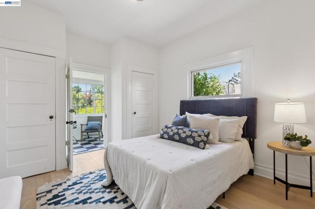 2607 Alcatraz Ave, Berkeley, CA 94705