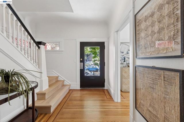 2607 Alcatraz Ave, Berkeley, CA 94705