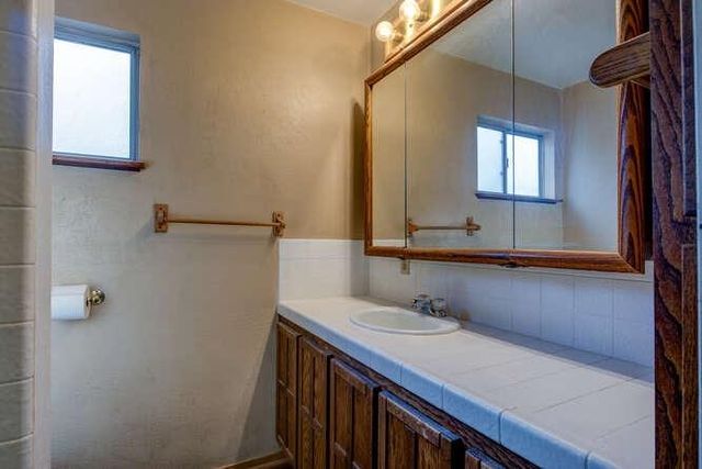 5633 Silver Saddle Dr, Hathaway Pines, CA 95233