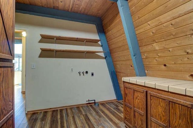 5633 Silver Saddle Dr, Hathaway Pines, CA 95233