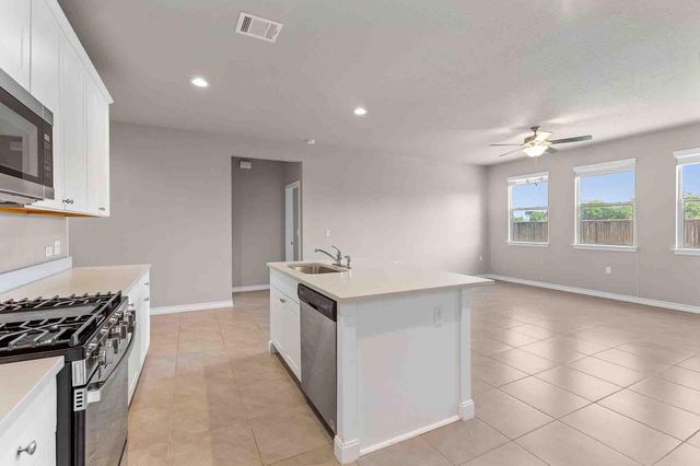 11724 Saddle Rock DR, Austin, TX 78725