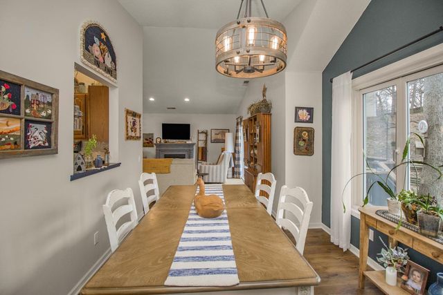 5821 Timber Trail SE, Prior Lake, MN 55372