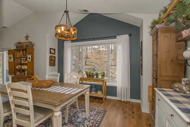 5821 Timber Trail SE, Prior Lake, MN 55372