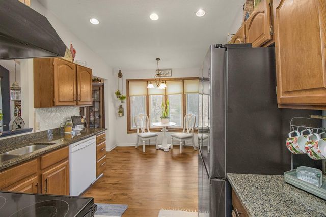 5821 Timber Trail SE, Prior Lake, MN 55372