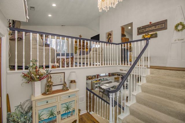 5821 Timber Trail SE, Prior Lake, MN 55372