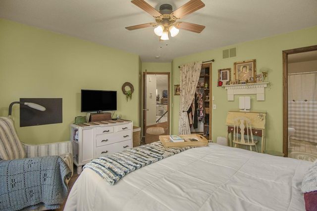 5821 Timber Trail SE, Prior Lake, MN 55372