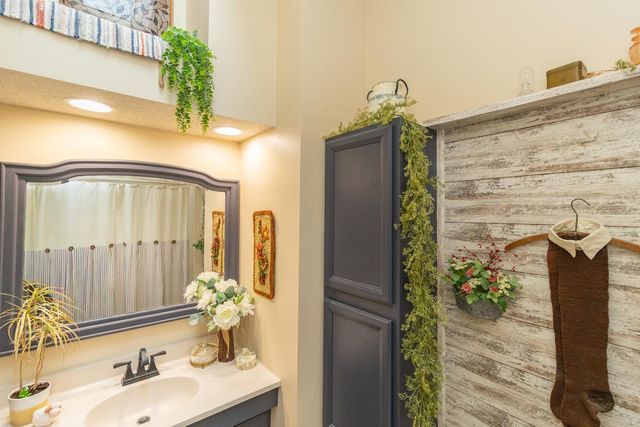 5821 Timber Trail SE, Prior Lake, MN 55372