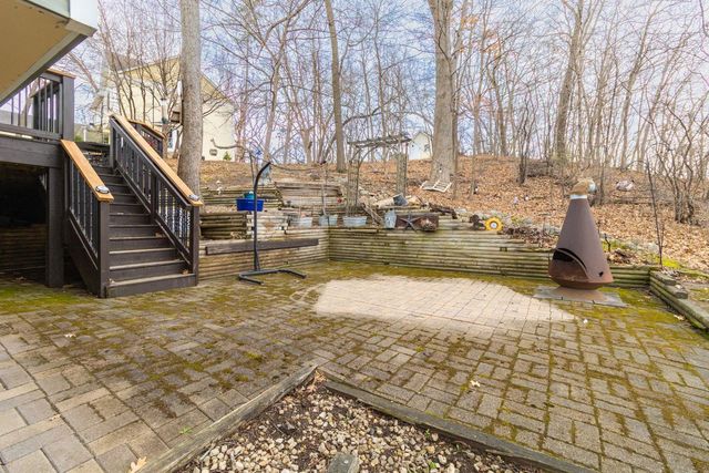 5821 Timber Trail SE, Prior Lake, MN 55372