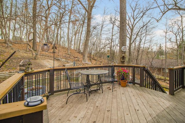 5821 Timber Trail SE, Prior Lake, MN 55372