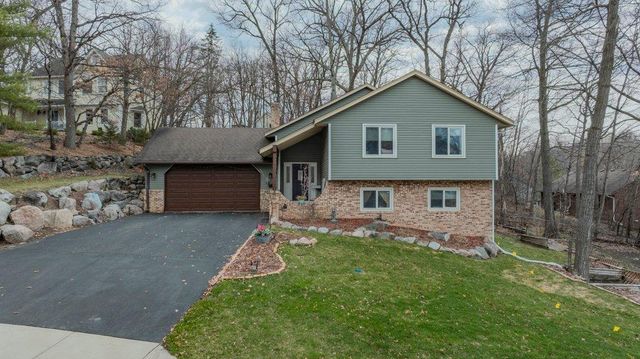 5821 Timber Trail SE, Prior Lake, MN 55372