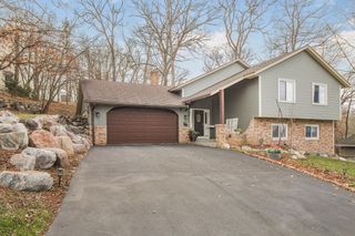 5821 Timber Trail SE, Prior Lake, MN 55372