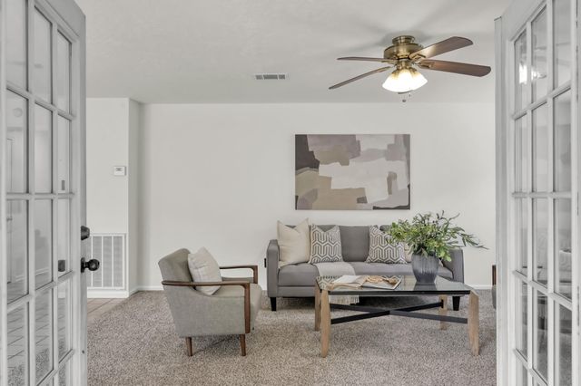 114 Regency Way, Conroe, TX 77304