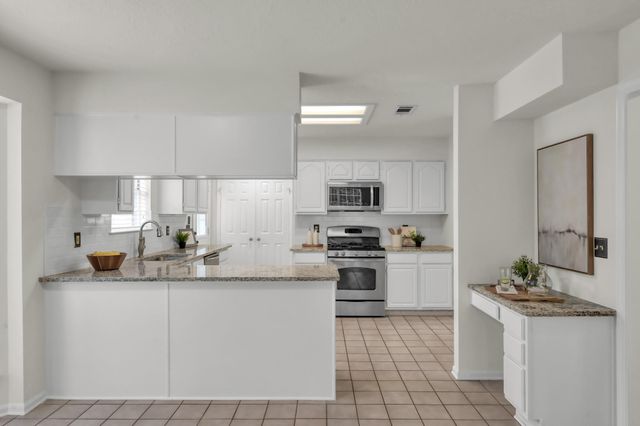 114 Regency Way, Conroe, TX 77304