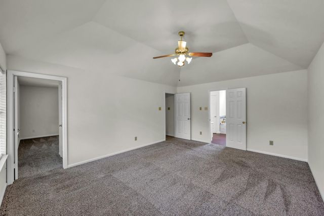 114 Regency Way, Conroe, TX 77304