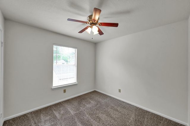 114 Regency Way, Conroe, TX 77304