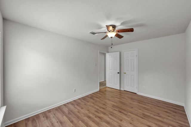 114 Regency Way, Conroe, TX 77304