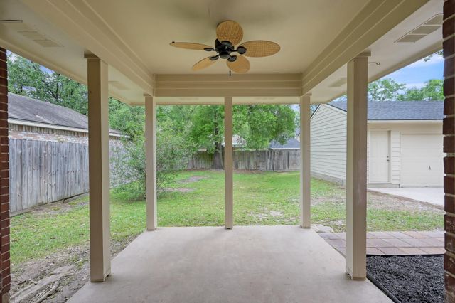 114 Regency Way, Conroe, TX 77304