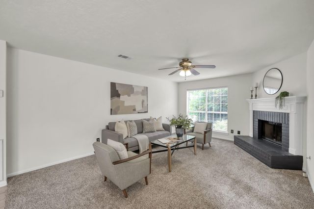 114 Regency Way, Conroe, TX 77304