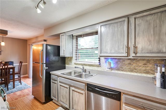 2808 Lynne Road, Akron, OH 44312