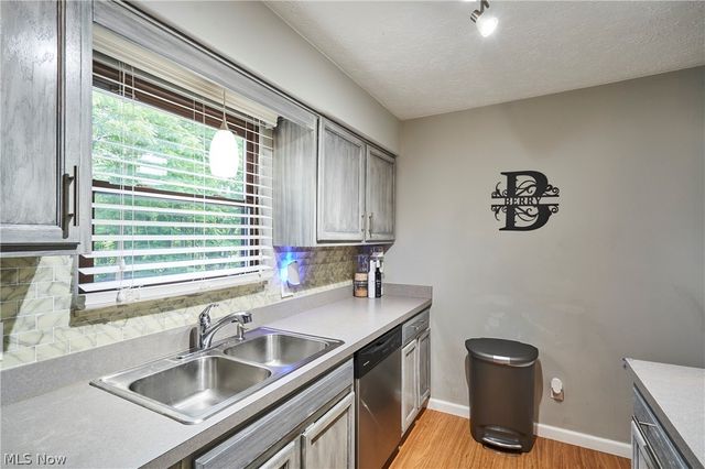 2808 Lynne Road, Akron, OH 44312