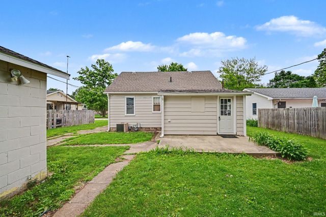 714 Maple Street, Monticello, IN 47960