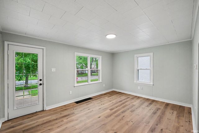 714 Maple Street, Monticello, IN 47960