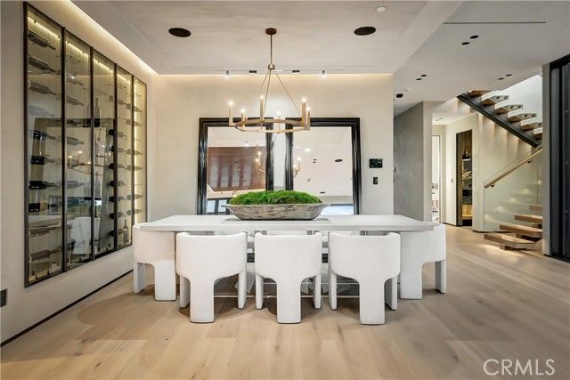 13221 Hesby, Sherman Oaks, CA 91423