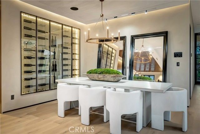 13221 Hesby, Sherman Oaks, CA 91423