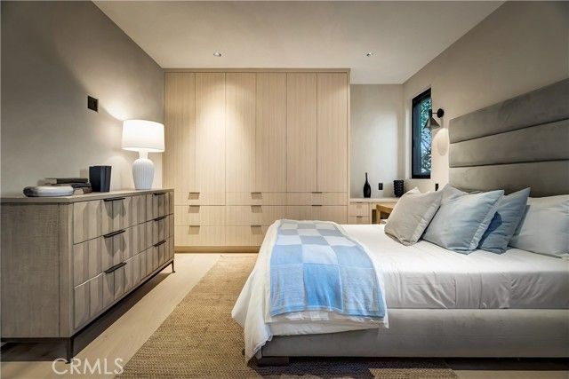 13221 Hesby, Sherman Oaks, CA 91423