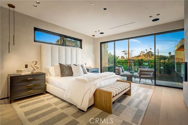 13221 Hesby, Sherman Oaks, CA 91423