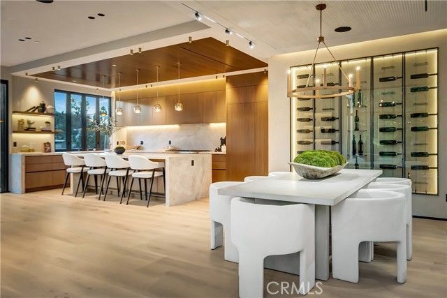 13221 Hesby, Sherman Oaks, CA 91423