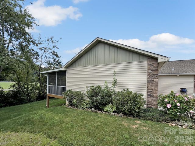 140 February Lane, Waynesville, NC 28785