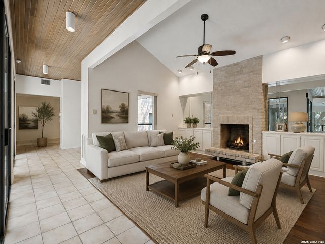 3451 HUNTERS RUN ST, San Antonio, TX 78230