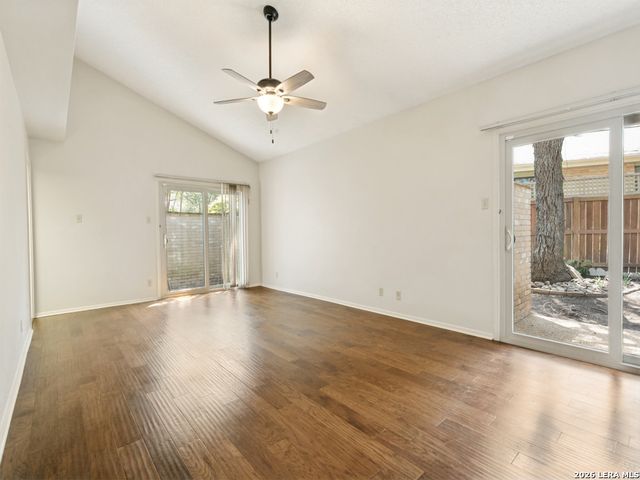 3451 HUNTERS RUN ST, San Antonio, TX 78230