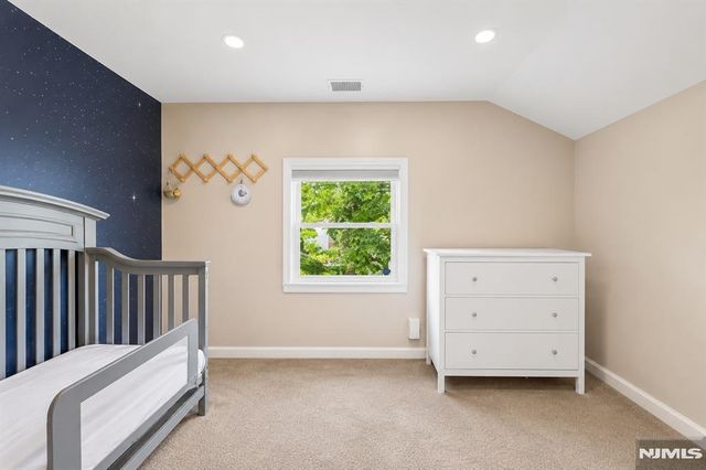 111 E Prospect Street, Waldwick, NJ 07463