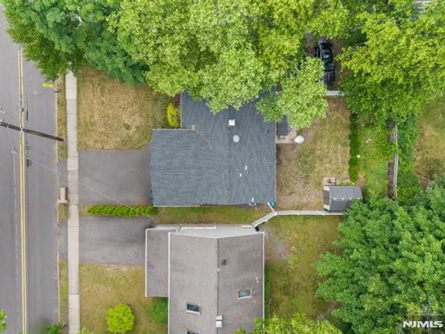 111 E Prospect Street, Waldwick, NJ 07463