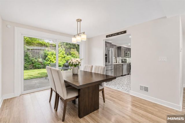 111 E Prospect Street, Waldwick, NJ 07463