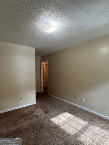 5140 High Point 21, Union City, GA 30291